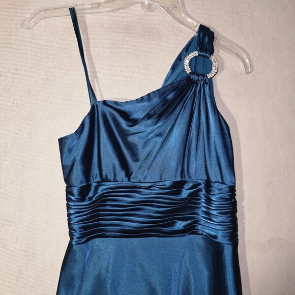 Adrianna Papell Satin One Shoulder Gown Size 4 Rhinestone Embellished Princess - Picture 2 of 10